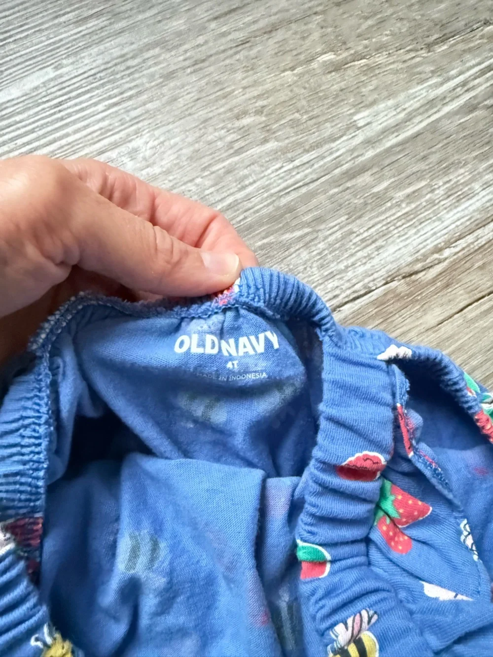 Old Navy Blue Floral Strawberry Bee Print Girls Romper Outfit Size 4T
